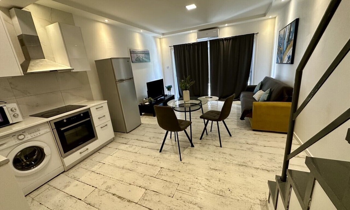 Agios Tychon Apartment | 1-bedroom flat 100m from the beach in Tourist area