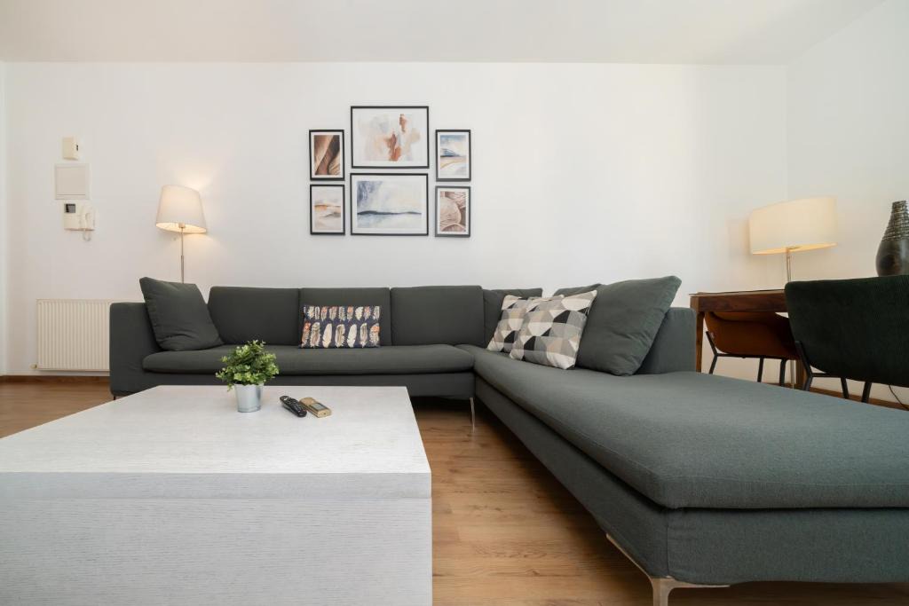 City Centre Apartment | 1 bedroom flat in city center