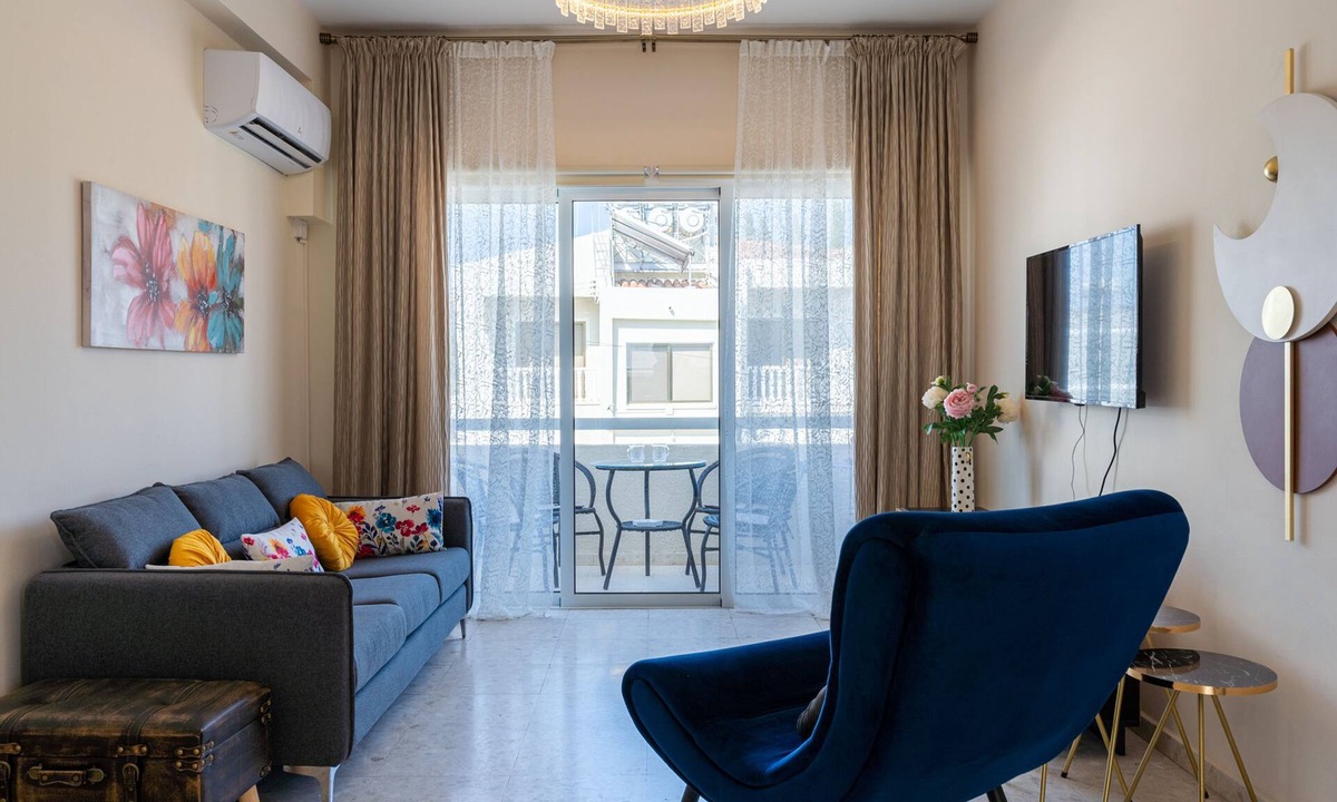 Pyla Apartment | 147 VOR - Stay Bloom Apartment