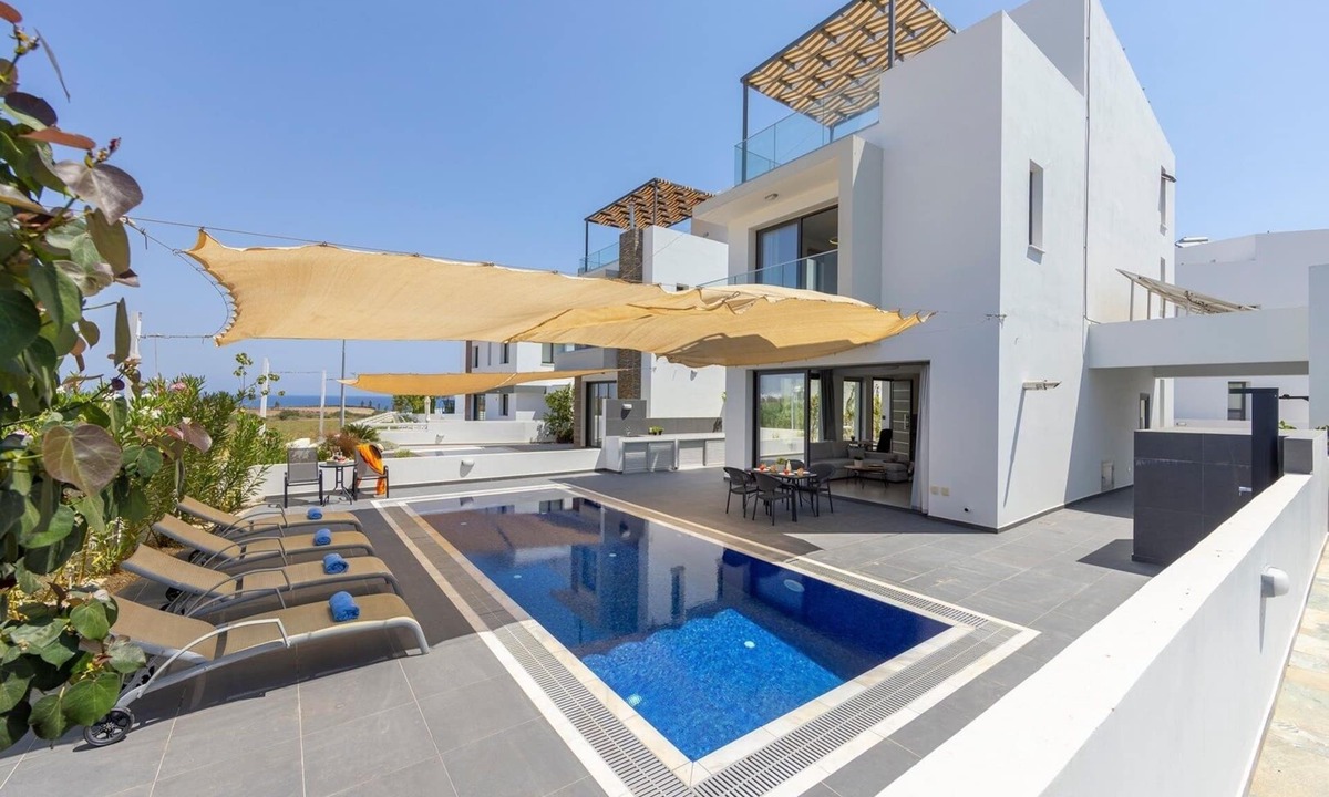 Kapparis Villa | 3 bedroom villa with pool
