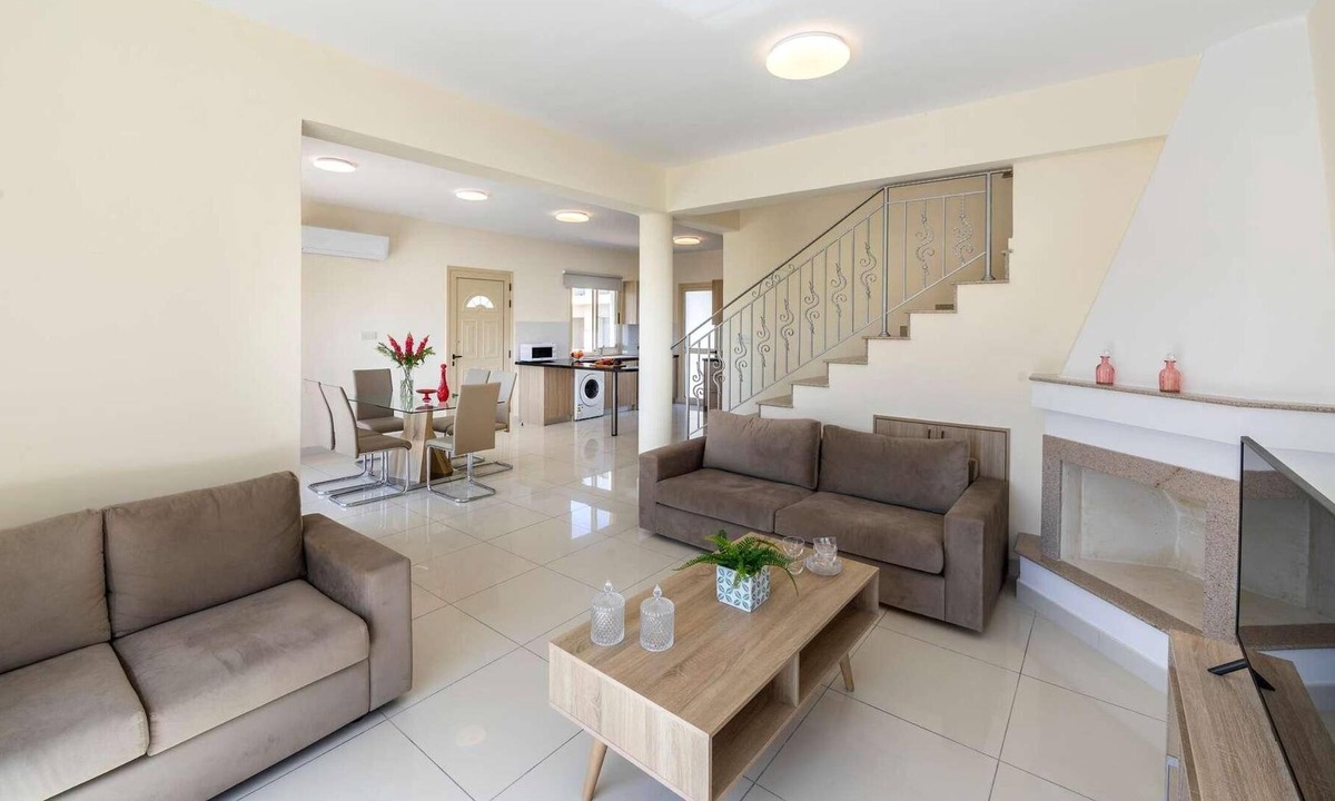 Prodromi Villa | 3 bedroom villa with impressive private pool