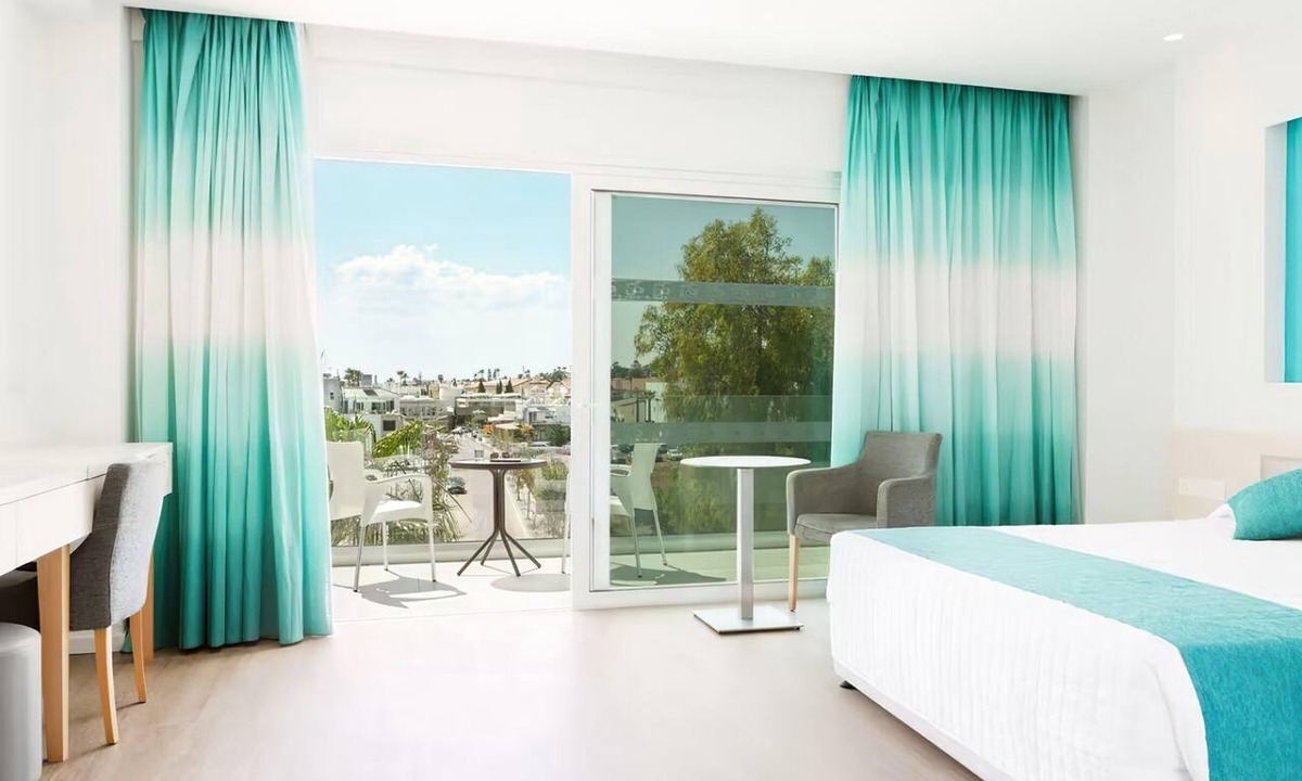 Ayia Napa Hotel | Anesis