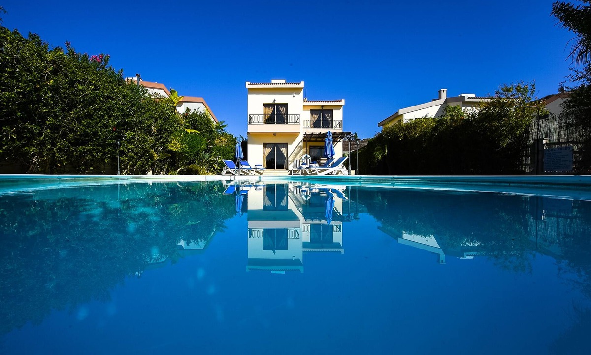 Pissouri Villa | APOLLO Villa. A 3 bedroom luxury villa 200 metres from Pissouri Bay