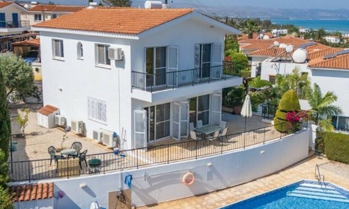 Argaka House | Argaka, Cyprus - 3 Bedroom villa minutes walk from the beach (6 guests)