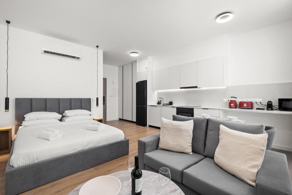 Livadia Apartment | Artemis 106 - Seaside Stories
