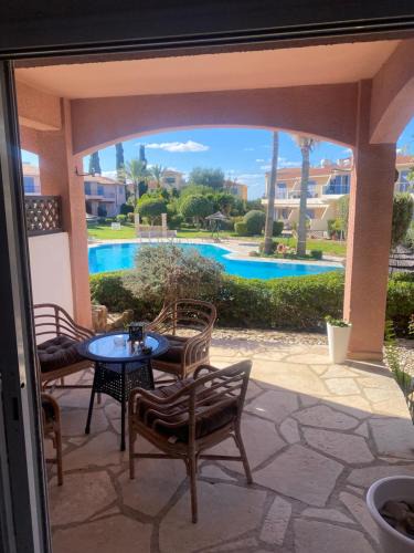 Paphos Apartment | BestBeach Regina Gardens Quiet Terrasa