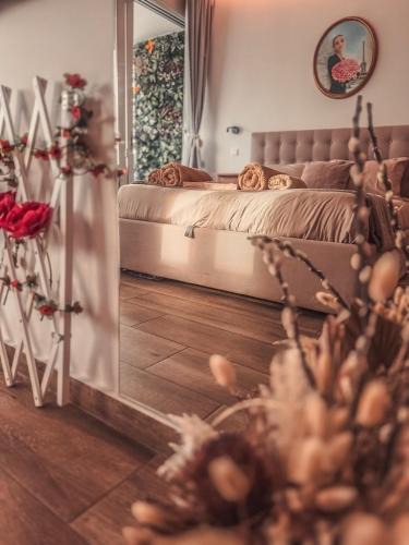 Paphos Apartment | Bohemian Rhapsody