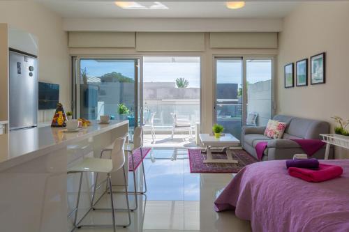 Potamos tis Germasogeias Apartment | Carmencita Studio B14 with pool