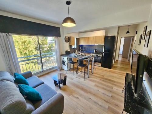 Potamos tis Germasogeias Apartment | Central Riverside Escape Charming 1- Bedroom Flat