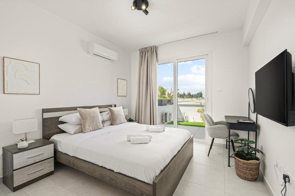 Livadia Apartment | Chic & Elegant Hideaway - Your Luxury Escape