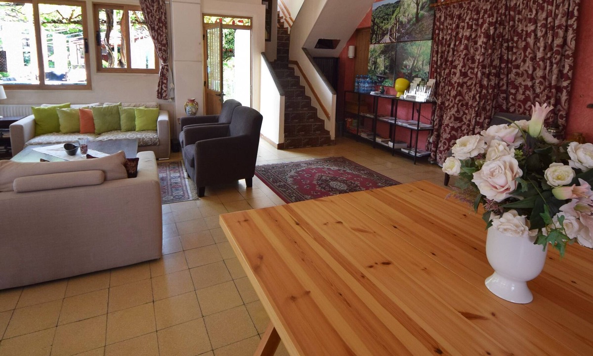 Pedhoulas Hotel | Christys Palace Hotel