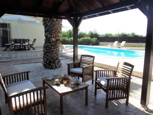 Argaka Villa | Citrus Grove Villa