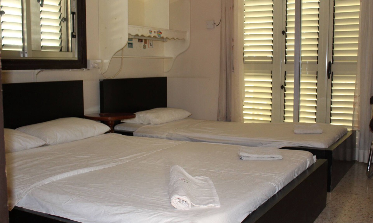 Tseri Hostel | Costas Hostel Action