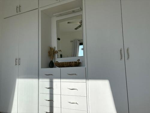 Prodromi Apartment | Cosy home with rooftop terrace
