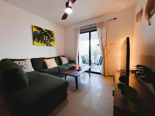 Kapparis Apartment | Déjà Blue Apartment Kyklades BC7 - workspace, pool, gym, nearby beach