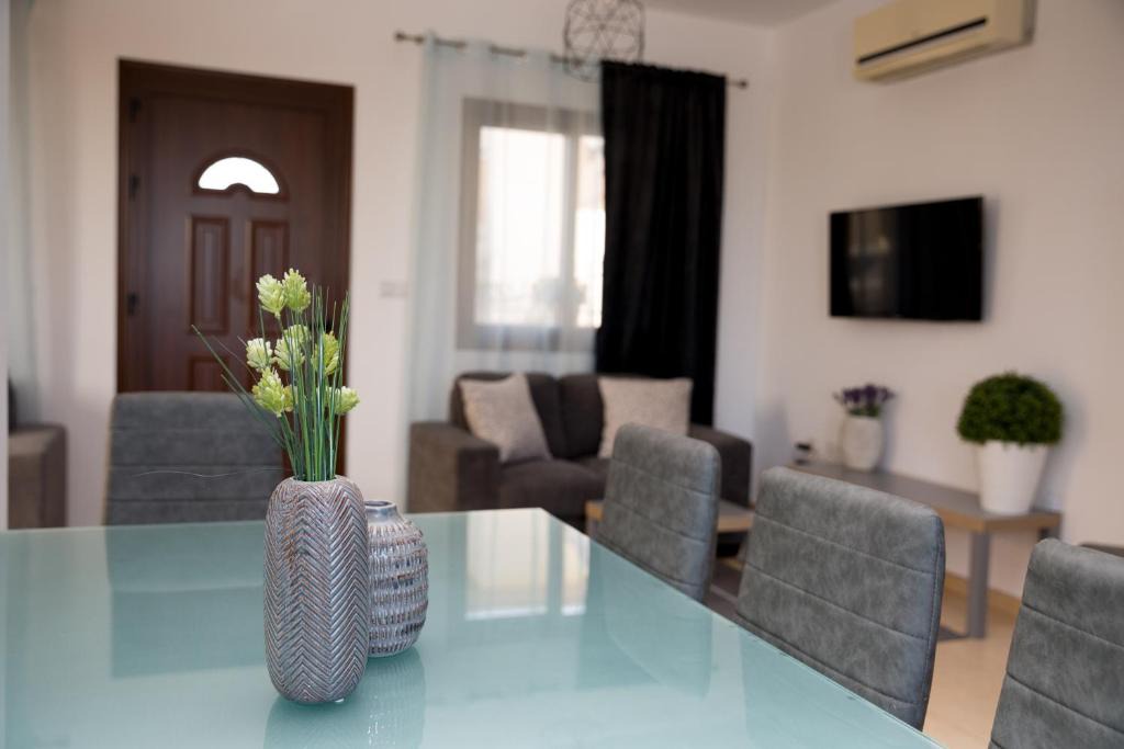 Kapparis Villa | Dafni villa 14