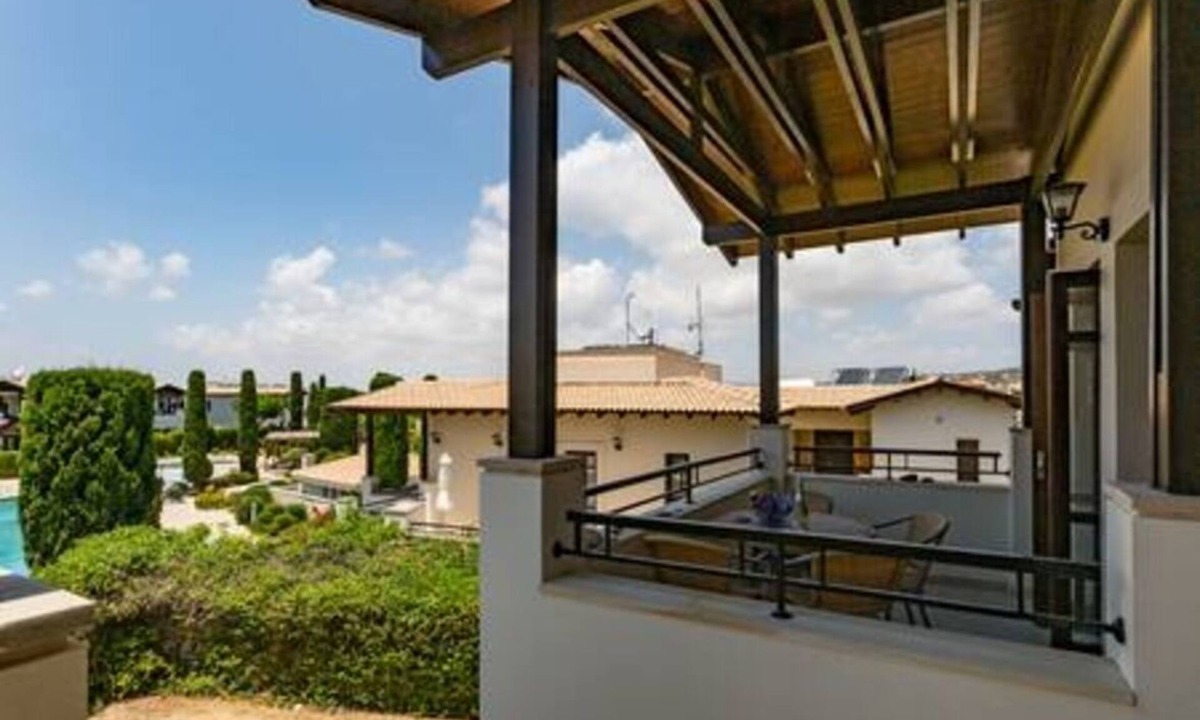 Aphrodite Hills Apartment | DB11 Adjacent to Aphrodite Hills – Communal Pool