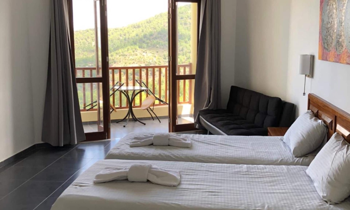 Lysos Hotel | Demetriou Paradisos Hills