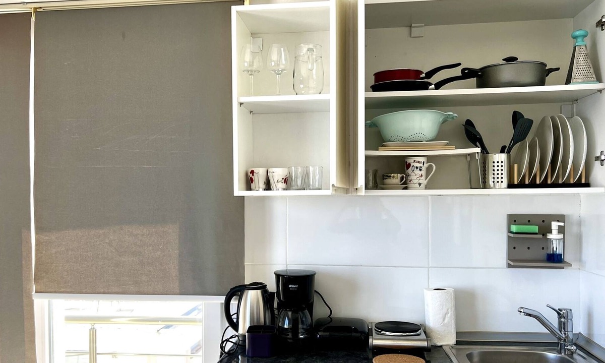 Kyrenia Apartment | Dreamy and Central Flat w Sea-View Balcony