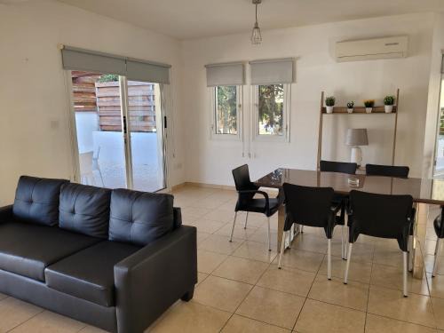 Universal Villa | ELeAN VILLA