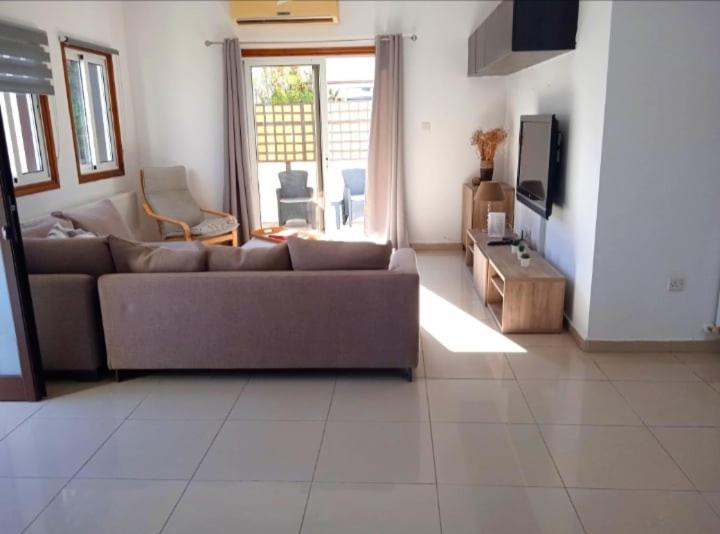 Skarinou Villa | Eleftherias Retreat
