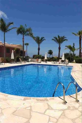 Tala Apartment | Esmie Apartment - ocean and sunset views