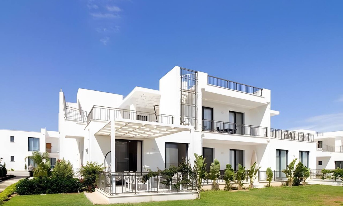 Tatlisu Apartment | Garden Apartment by the Sea for 3 Guests, Wi-Fi, AC, Pool, Quiet Location