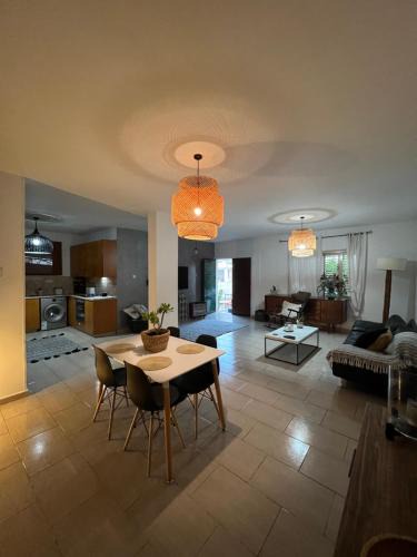 Limassol Apartment | Green Door Apartment