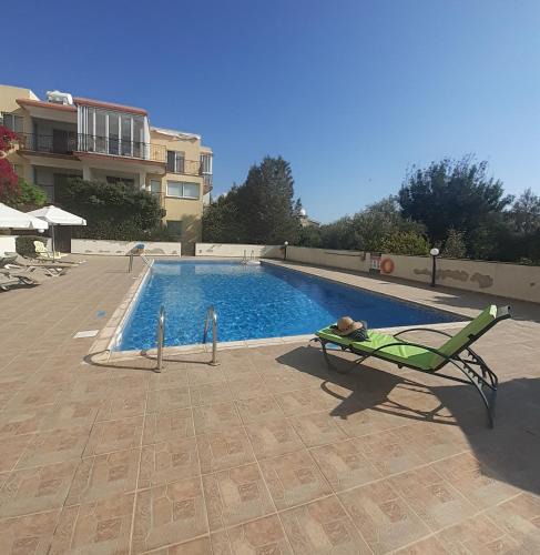 Peyia Town Apartment | Hilltop View Peyia