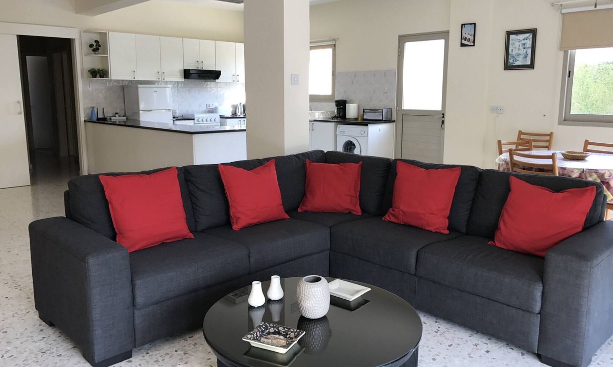 Pissouri Apartment | Himonas Apartments