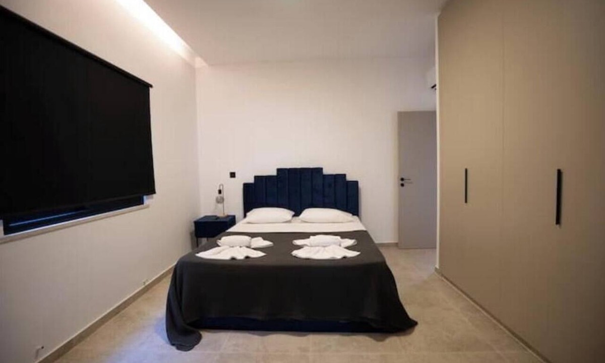 Paralimni House | Hubstay | MrP Luxury Villa | Private Pool