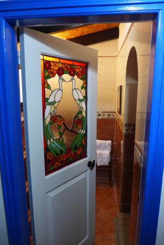Germasogeia Apartment | Kalimera A Lovely 1-bedroom rental with ensuite and Kitchen