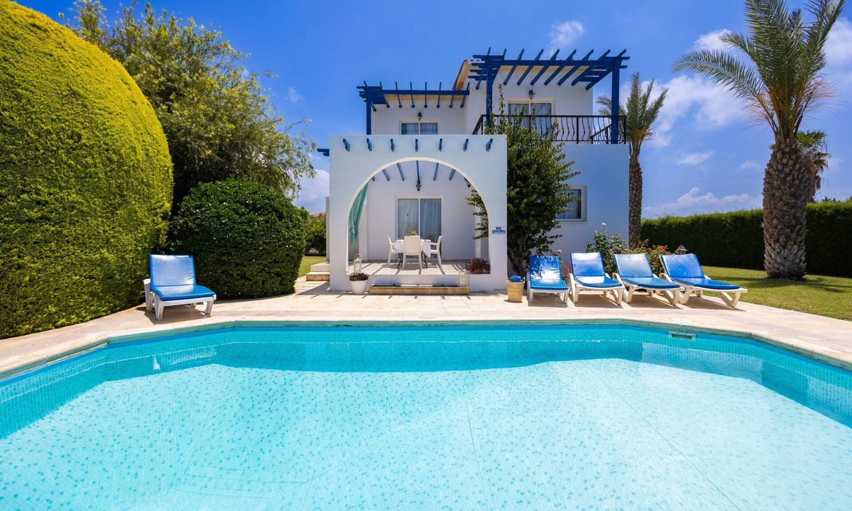Argaka Villa | Lemon Grove Villa Ena