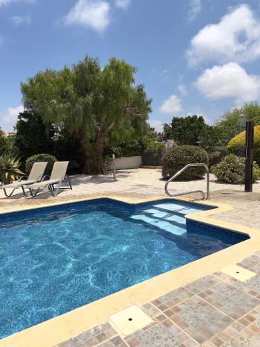 Peyia Town Villa | Leo's Paradise Villa Family Home Away From Home with Large Pool