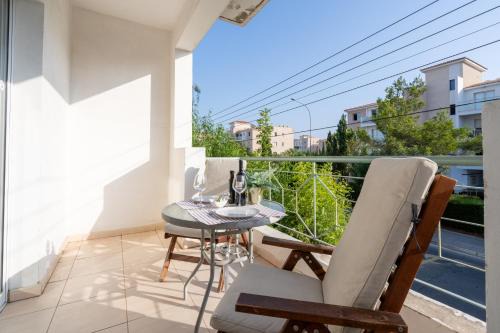 Universal Apartment | Limnos Gardens