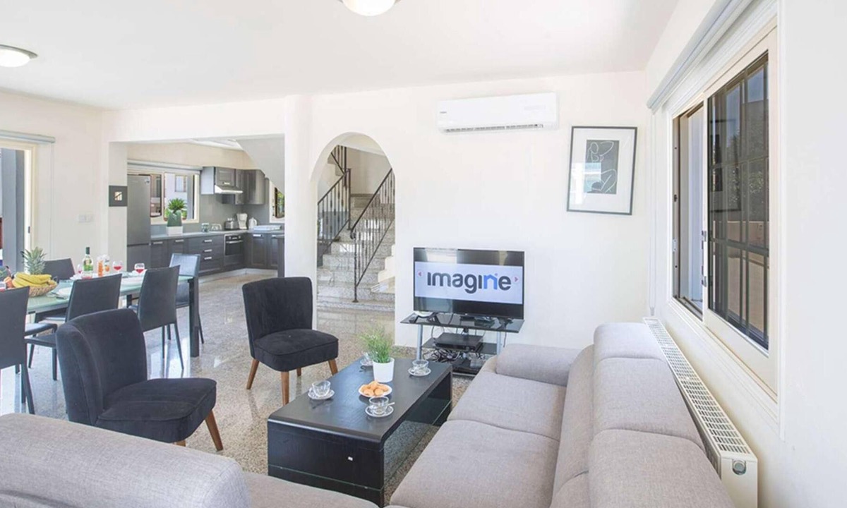 Protaras Villa | Lovely villa perfect for families, great location