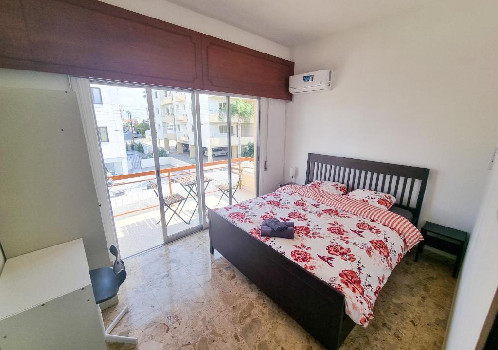 Larnaca House | Luxury City Rooms - Smart TV with Netflix