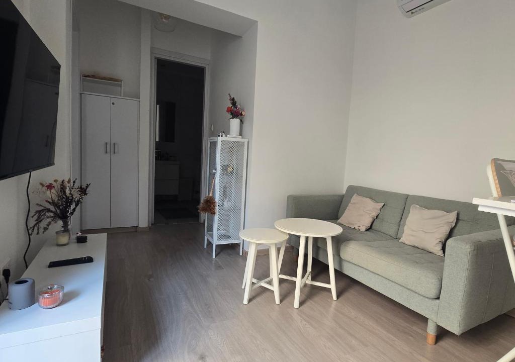 Larnaca City Centre Apartment | Maison Zenon Larnaca City Center apartments