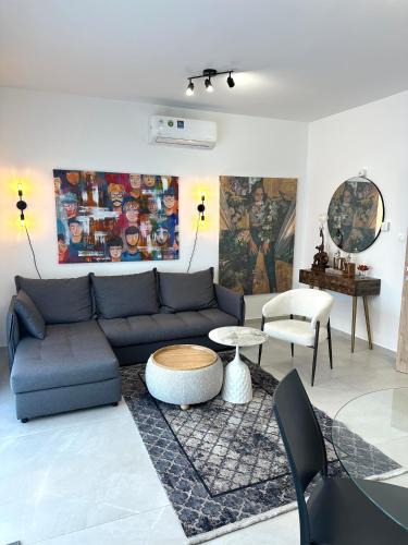 Egkomi Apartment | -Mari- Cozy Stay at Engomi Near UNIC