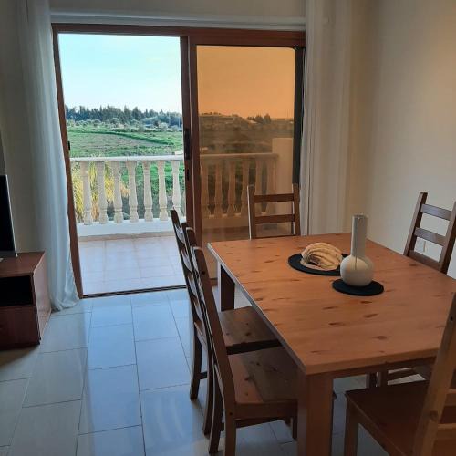 Timi Apartment | Marlen's Place near Paphos Airport
