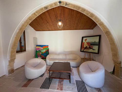 Lofou House | Melograno Lofou