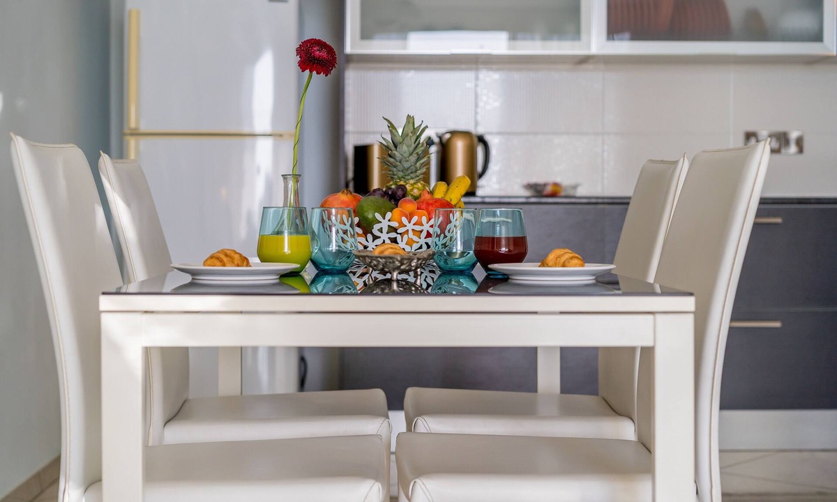 Larnaca Apartment | Mesogios House Suites