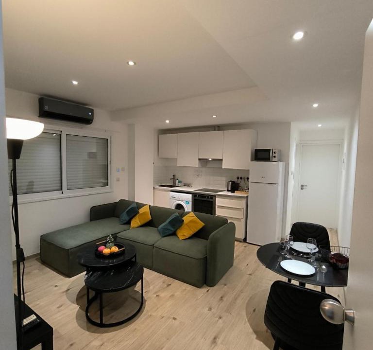 City Centre Apartment | Mnasiadou Sky Residence