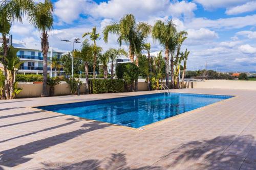 Kiti Apartment | Modern 2BR Apt with Pool & Balcony in Kiti