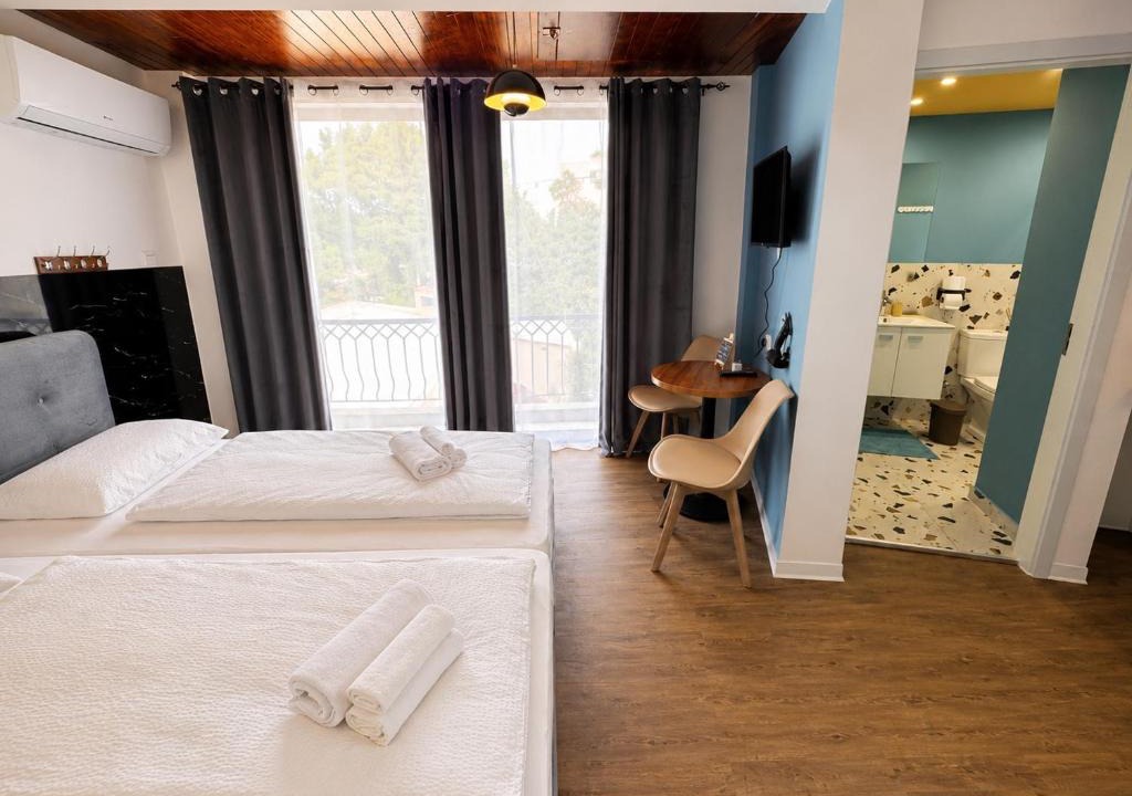 Limassol Apartment | Modern Studio N14 kitchenette private bathroom