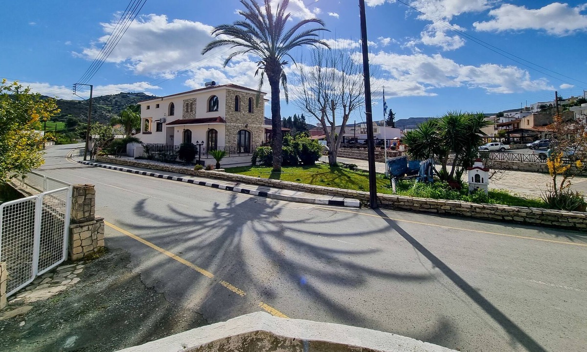 Agios Theodoros Apartment | Mountains Retreat Rooms & Suites