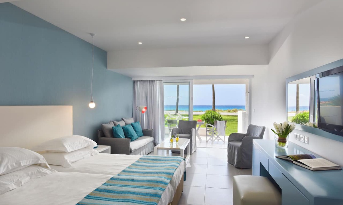 Ayia Napa Hotel | Nissi Beach Resort