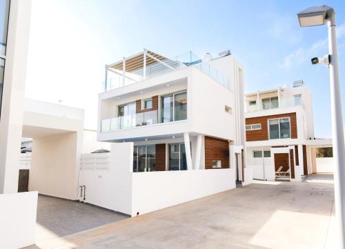 Ayia Napa Villa | Nissinest Luxury Villas