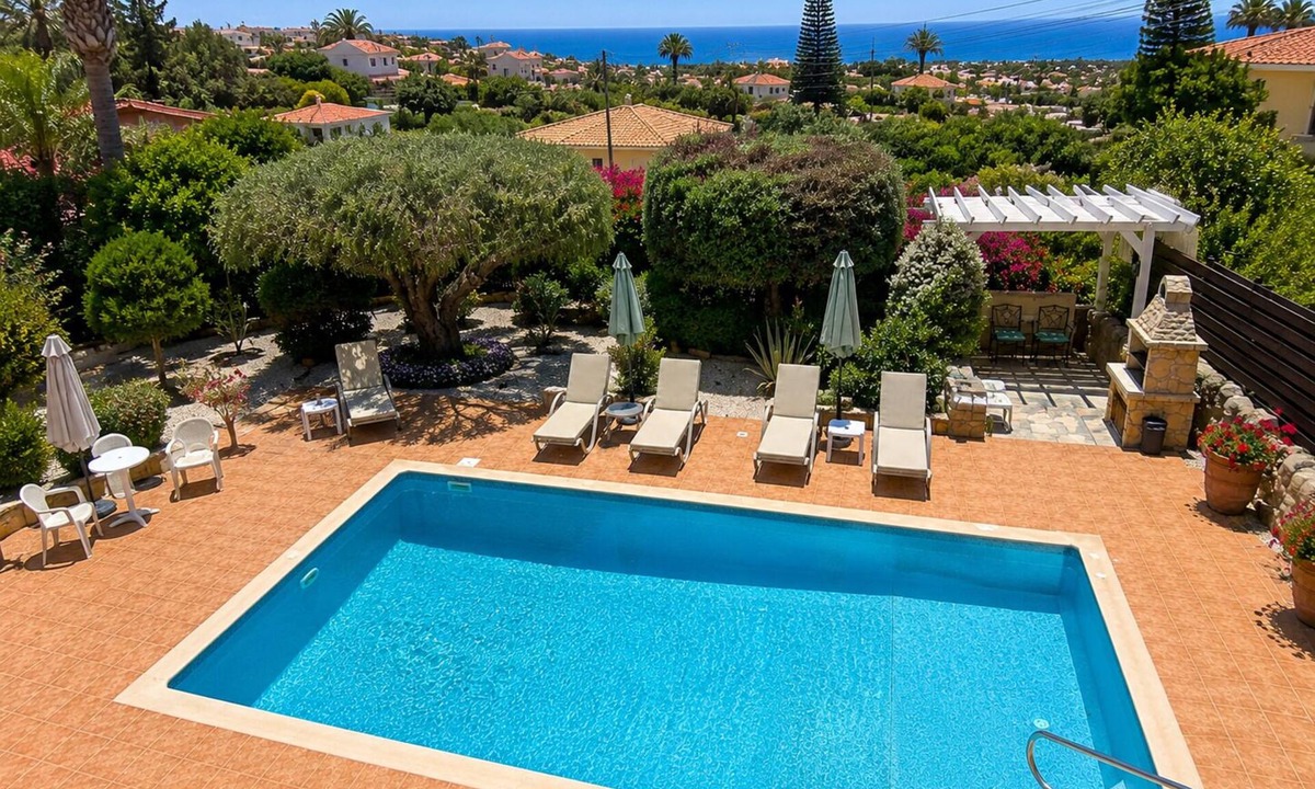 Peyia Town Villa | Olive Tree Villa | Luxury 5 Bed Sea View Villa with Private Pool, Peyia