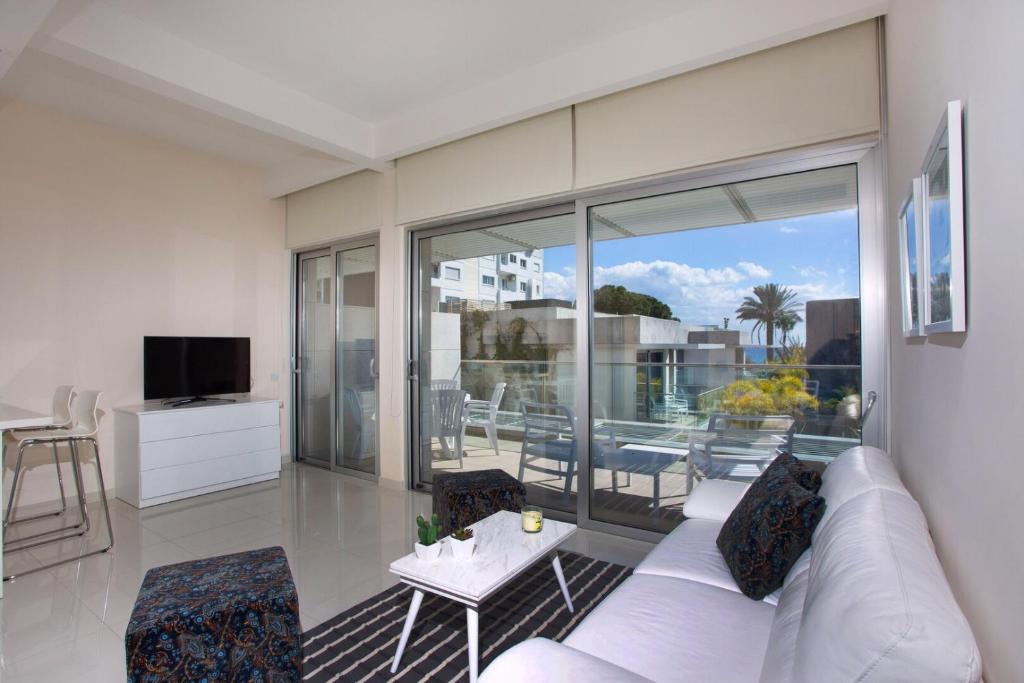 Potamos tis Germasogeias Apartment | Opera Exclusive Apts by TrulyCyprus
